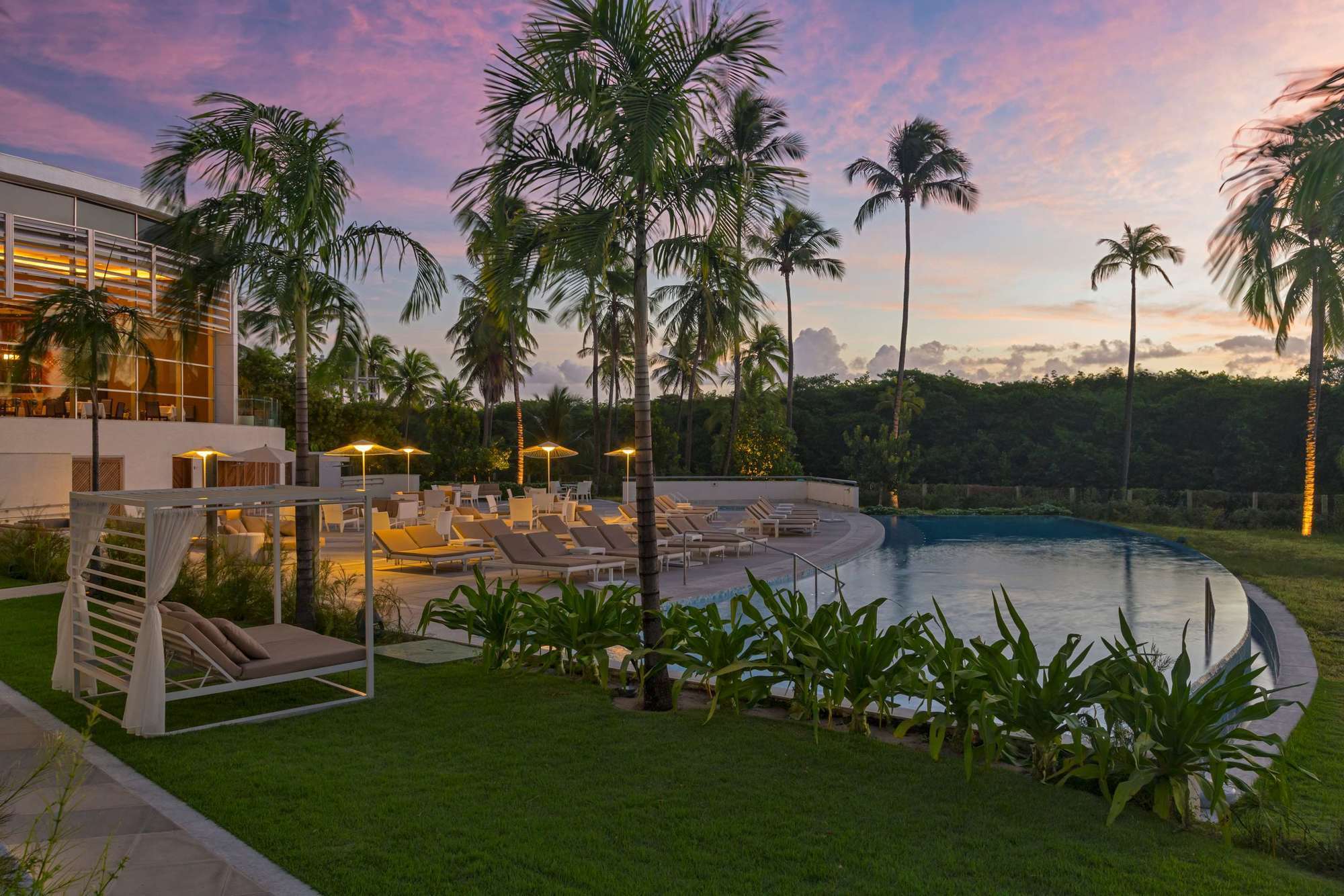 Sheraton Reserva Do Paiva كابو دي سانتو اغوستي المظهر الخارجي الصورة The swimming pool at the resort